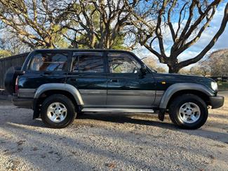 1995 Toyota Land Cruiser - Thumbnail