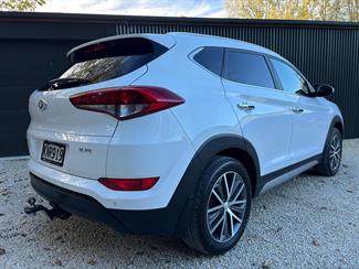 2017 Hyundai Tucson - Thumbnail