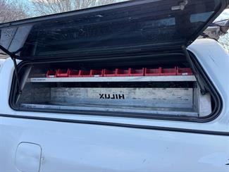 2016 Toyota Hilux - Thumbnail