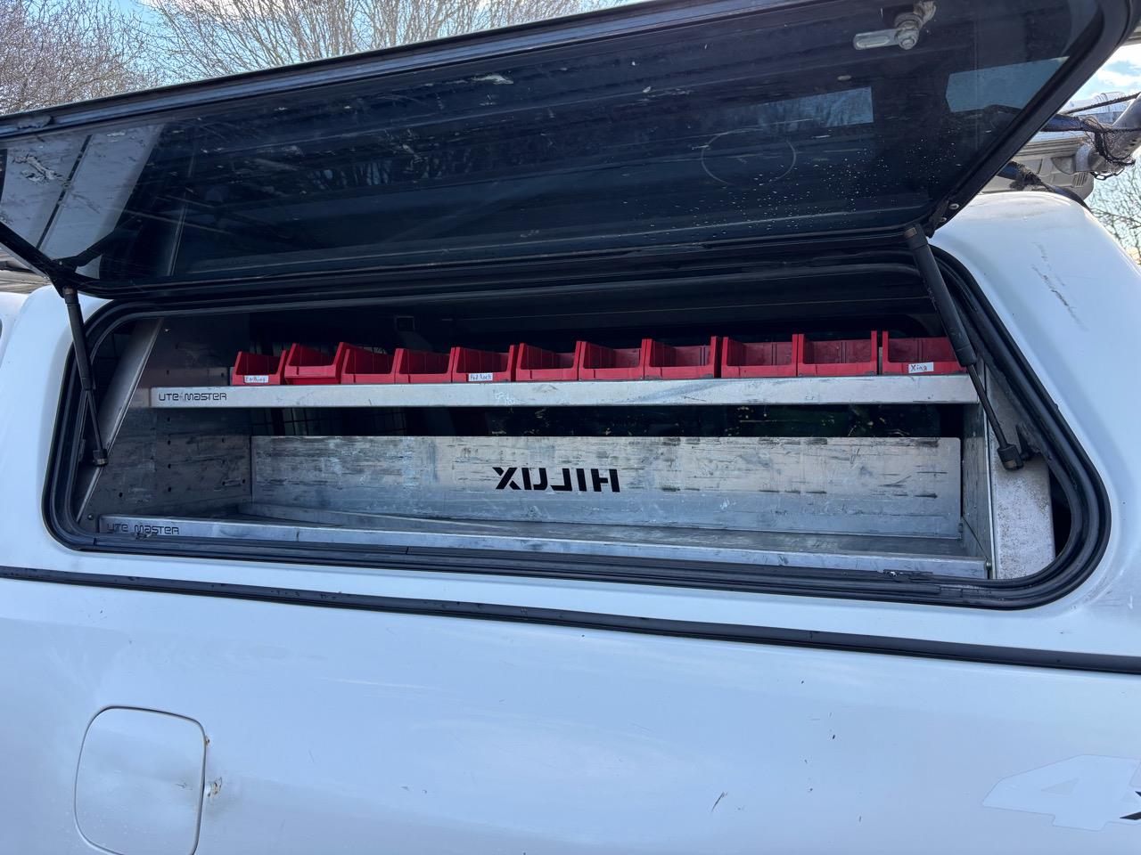 2016 Toyota Hilux