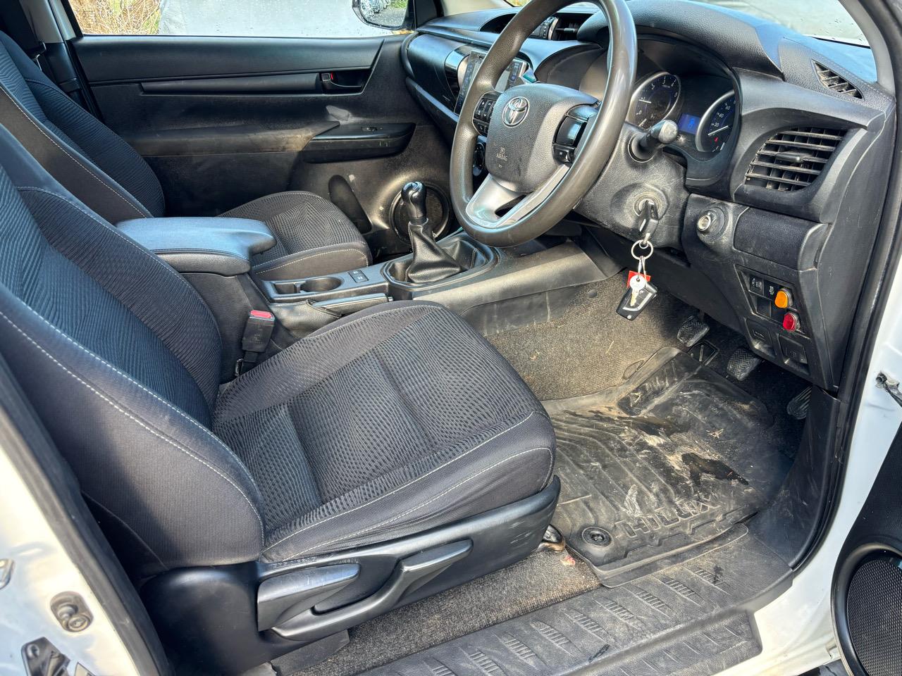 2016 Toyota Hilux