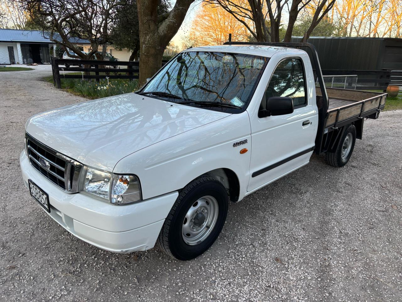 2003 Ford Courier