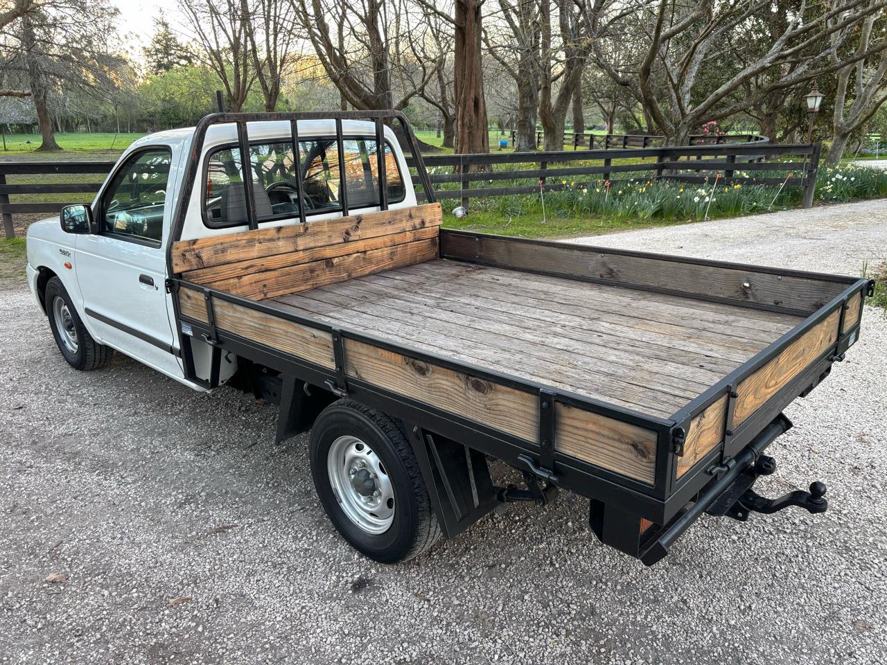 2003 Ford Courier